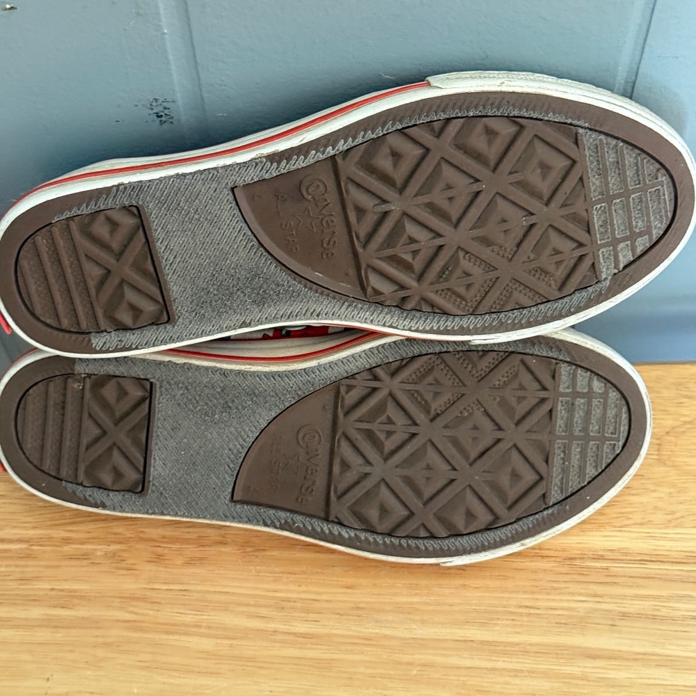 Converse Chuck Taylor All Star Dr Seuss Low Top Sneakers Womens 6 Kids 4 Rare - Picture 7 of 9